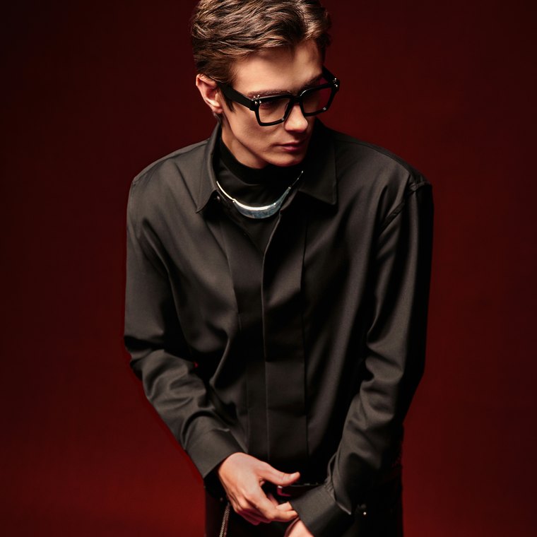 Eyeglasses